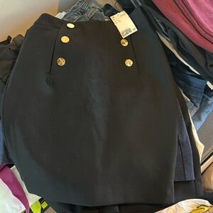 H&M black women skirt size 2 with tags